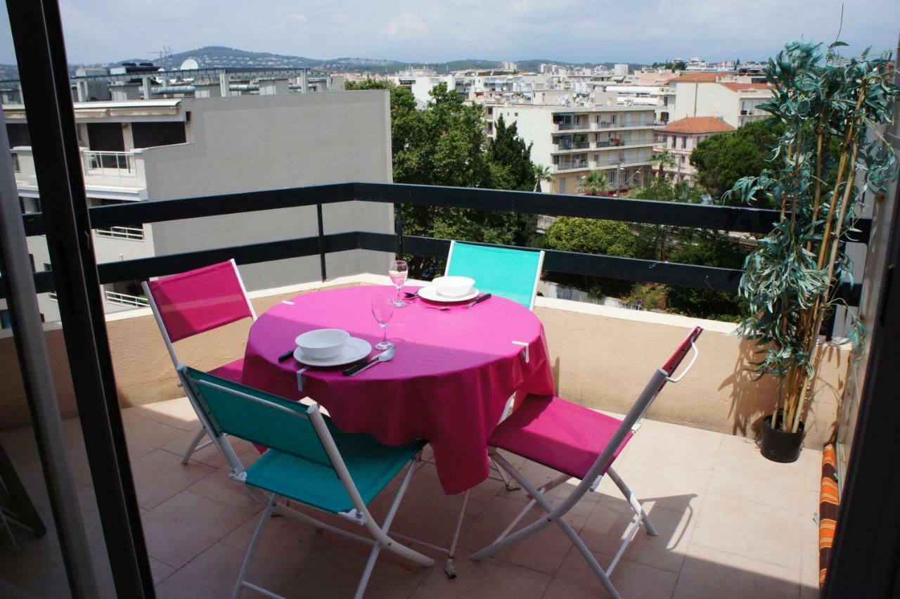 Le Montana Leilighet Juan-les-Pins Eksteriør bilde